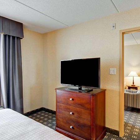 Homewood Suites By Hilton Toronto Місісаґа Екстер'єр фото