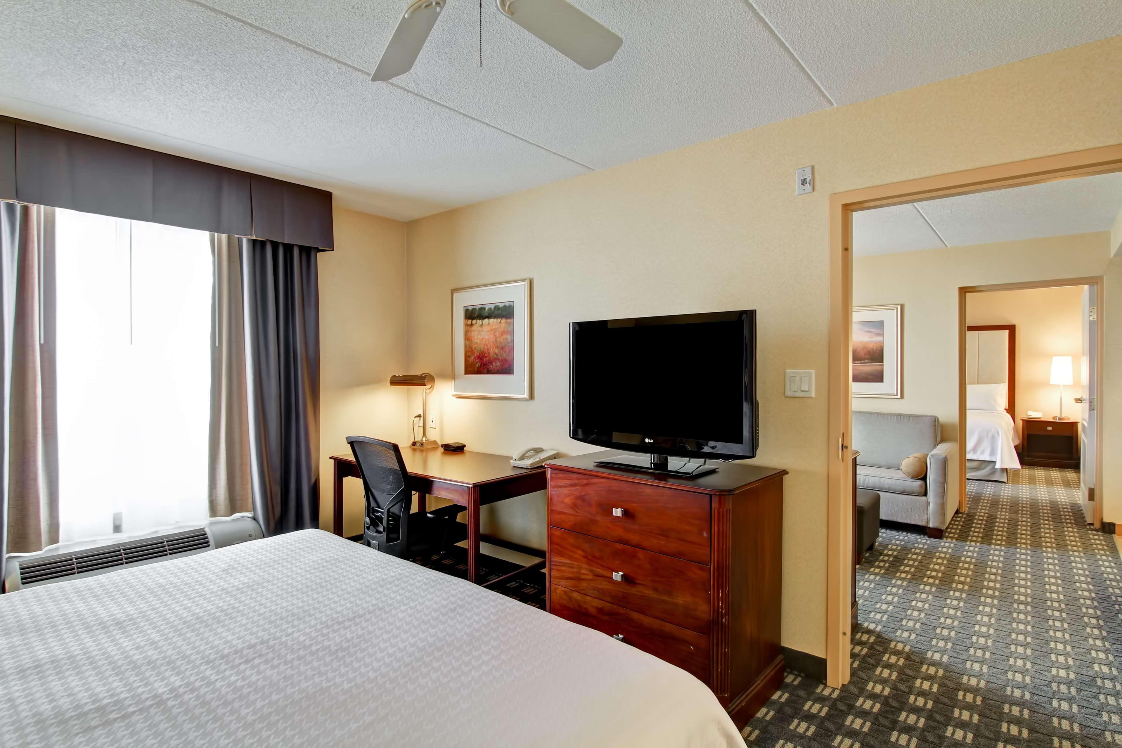 Homewood Suites By Hilton Toronto Місісаґа Екстер'єр фото