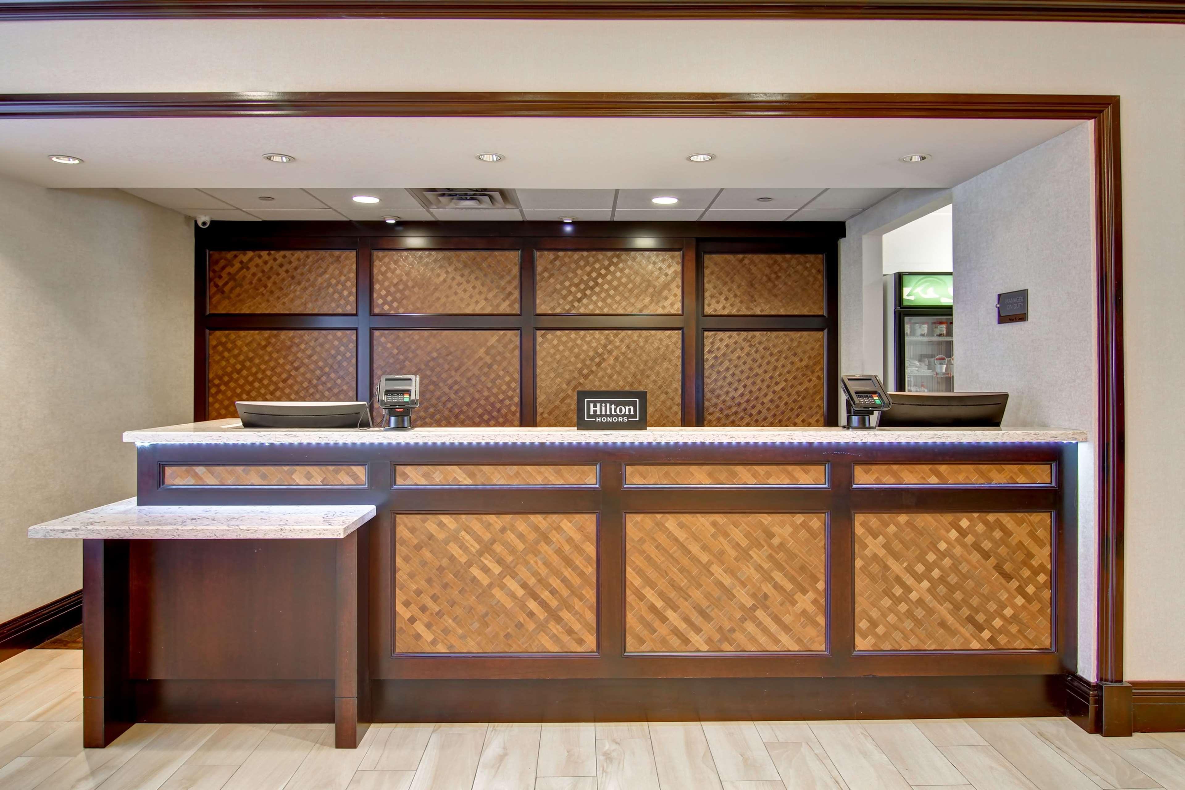 Homewood Suites By Hilton Toronto Місісаґа Екстер'єр фото