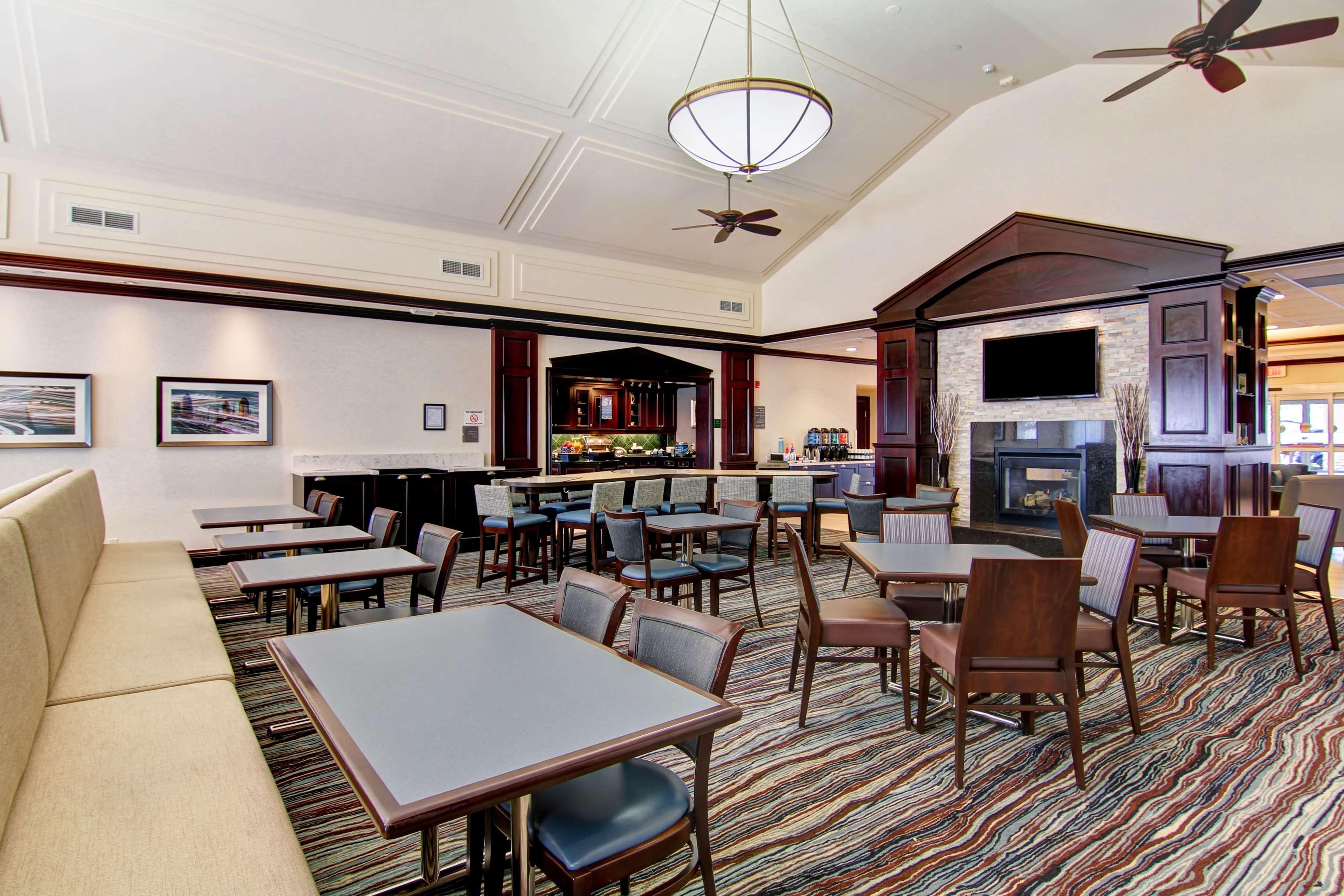 Homewood Suites By Hilton Toronto Місісаґа Екстер'єр фото