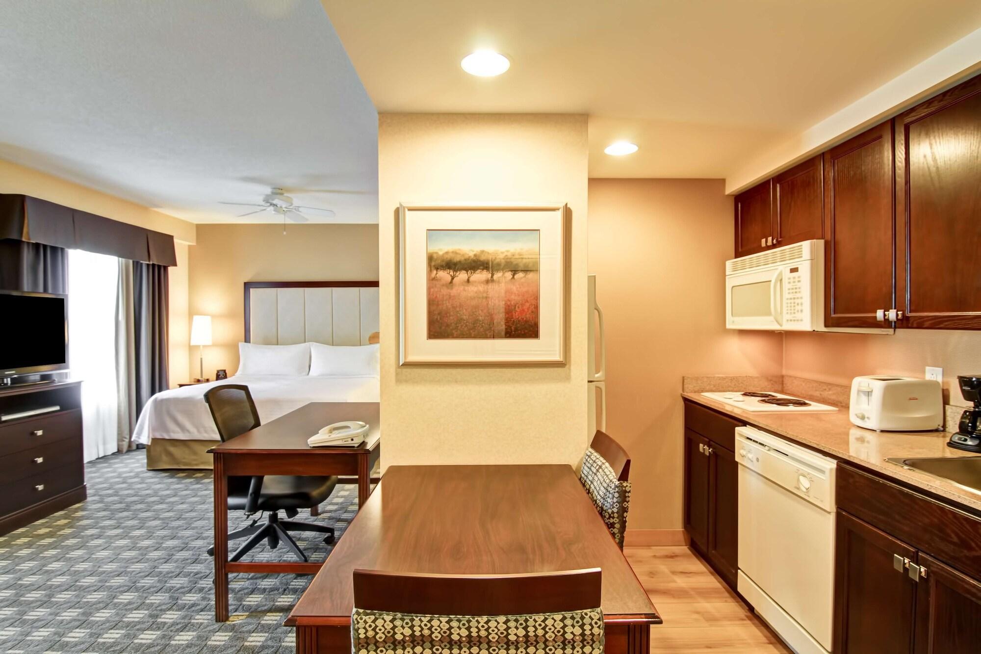Homewood Suites By Hilton Toronto Місісаґа Екстер'єр фото
