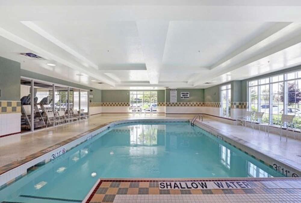 Homewood Suites By Hilton Toronto Місісаґа Екстер'єр фото