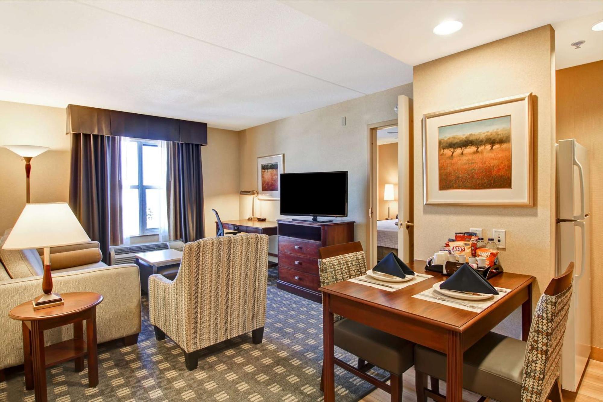 Homewood Suites By Hilton Toronto Місісаґа Екстер'єр фото